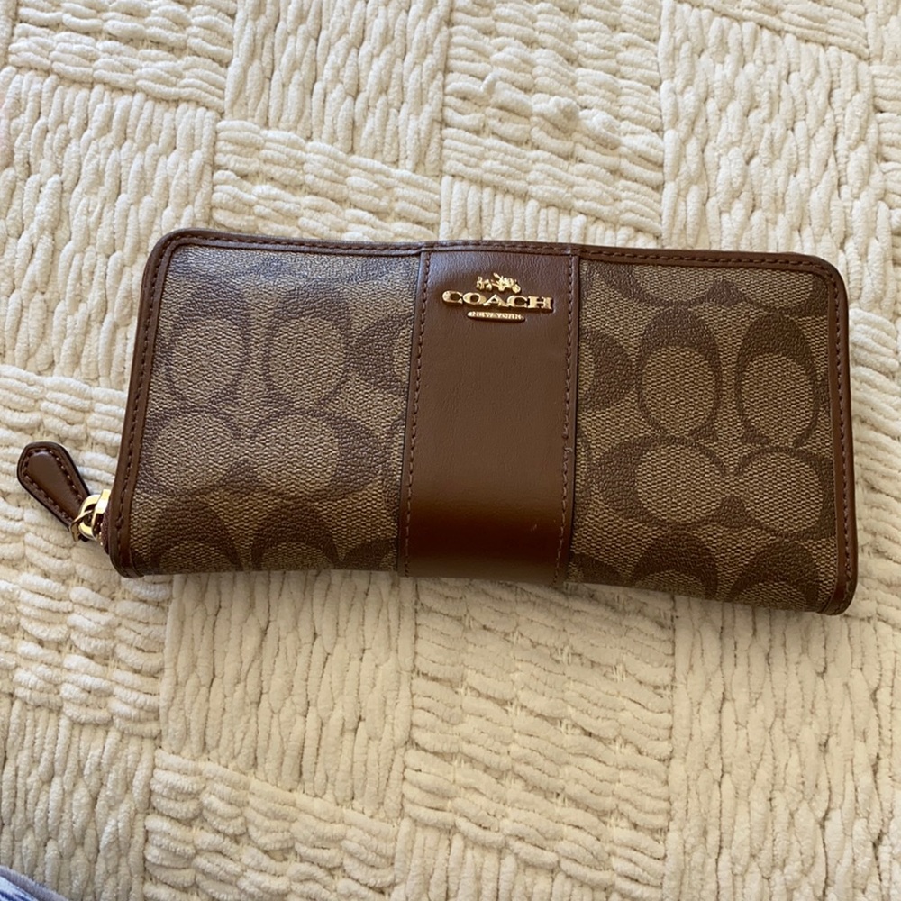 Coach wallet
